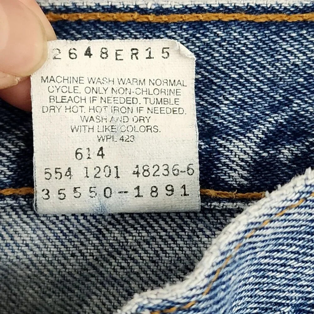 Vintage USA Levis 550 Mens Relaxed Fit Jean Shorts Size 32 Bermuda 27PT - Picture 5 of 7
